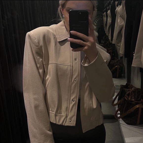 Zara Beige Elastic Hem Cropped Bomber